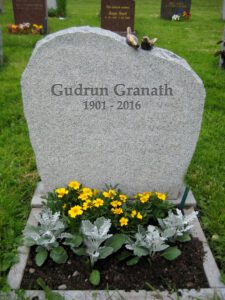 Exempel Grå Bohusgranit flammad framsida.