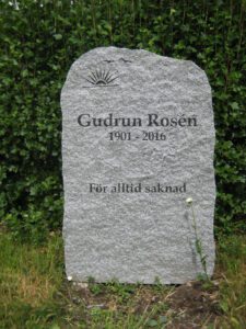 Exempel grå granit gravsten